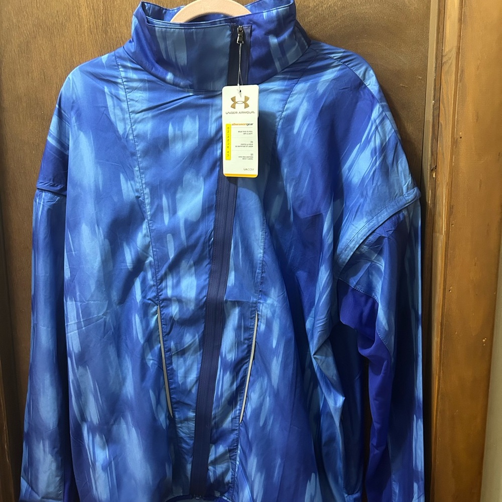 Under Armour Blue Ski Jacket with Water-Resistant Fabric